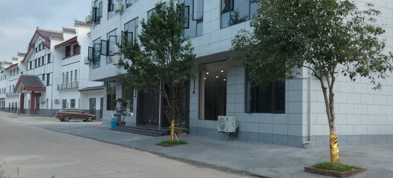 临溪听泉小院图片