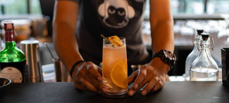 蓝猴中心酒店邦涛(Blu Monkey Hub and Hotel Laguna, Bangtao Phuket)图片