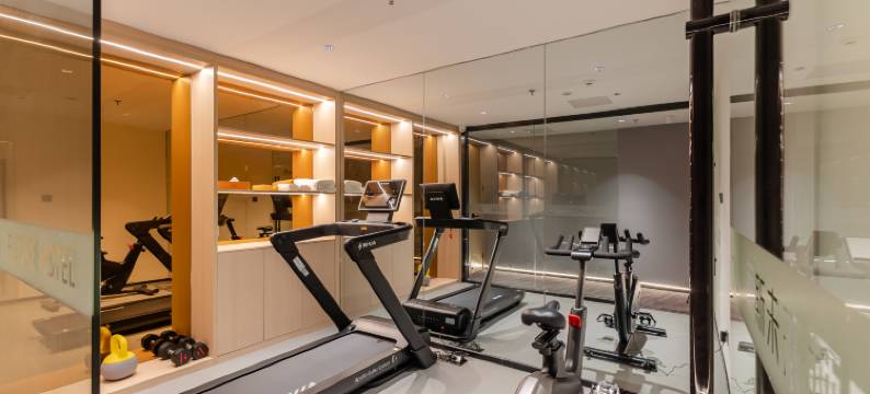 丽斯未来酒店(骆岗中央公园上海路店)图片