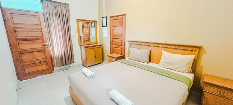 ecommerceloka的Lembah Rinjani别墅和伊斯兰餐厅(Lembah Rinjani Villa & Resto Syariah by Ecommerceloka)图片