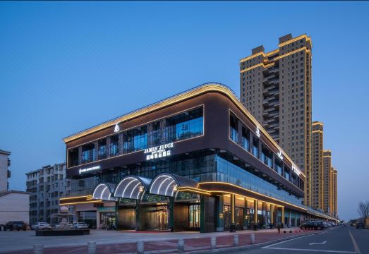 云梦东站左岸商业街喆啡鋭品酒店外景图