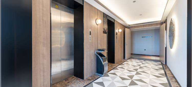 柏曼酒店(随州客运中心站双龙广场店)图片