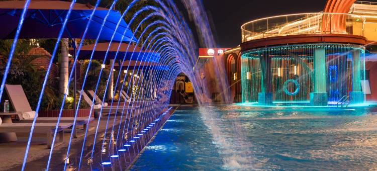 明宇丽呈阿德缦酒店(西双版纳景洪曼弄枫勐泐大佛寺店)图片