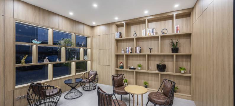 地平线电竞民宿(上海奉城老街店)图片