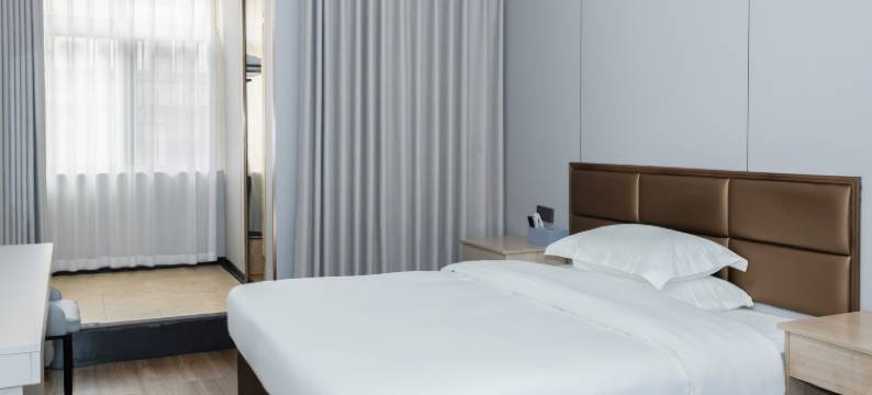 鑫隆酒店(商贸城高铁站店)图片