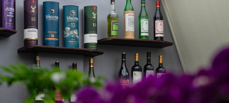 逍·ISVARA设计师酒店(淮河路步行街店)图片
