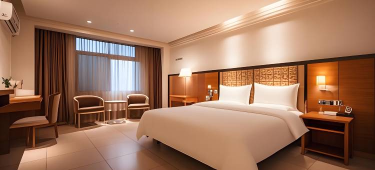 佳捷精品酒店(临高富罗天街文化公园店)图片