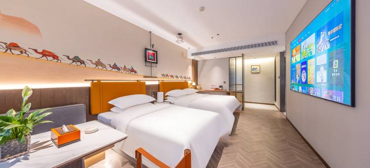 敦煌滨河国际大酒店(沙洲夜市店)图片