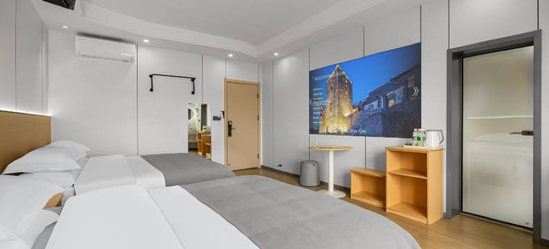 柚汐江景智能酒店(重庆解放碑步行街洪崖洞店)图片