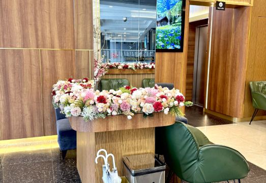 Central City Hotel @ ChinatownHotel Overview