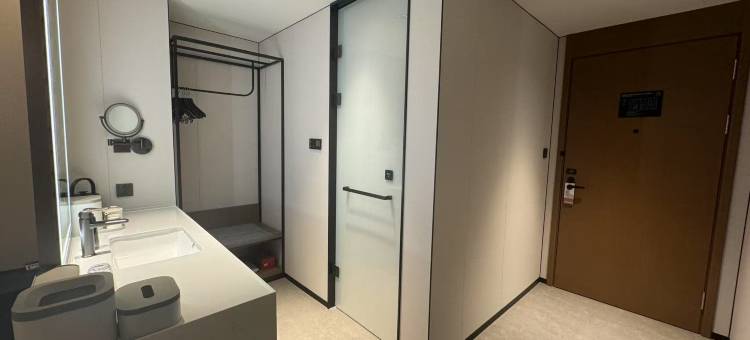 舟山定海古城解放西路亚朵酒店图片