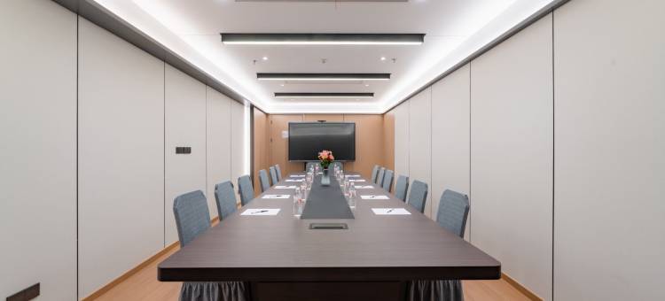 格美酒店(常州北站恐龙园店)图片