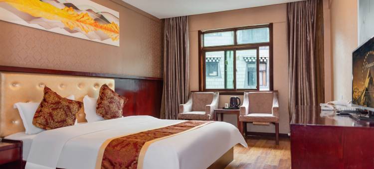 稻城扎西旅游酒店(香格里拉镇店)图片