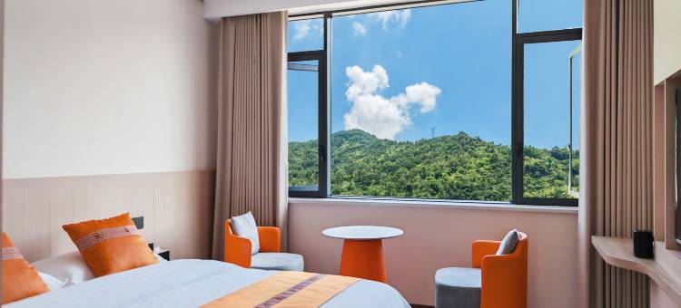 友谊熊猫度假酒店(马边熊猫广场店)图片