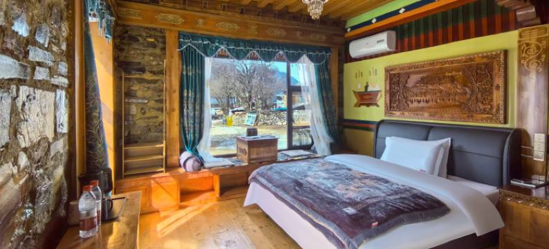 工布江达德乐康桑驿站图片