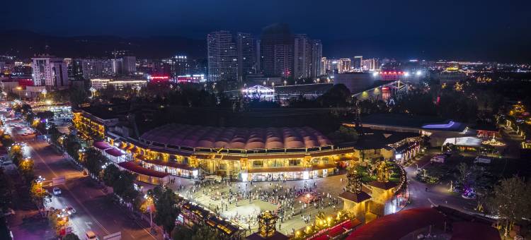 西昌优木酒店(邛海17度火把广场店)图片
