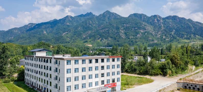 格林轻居酒店(嵩县车村店)图片