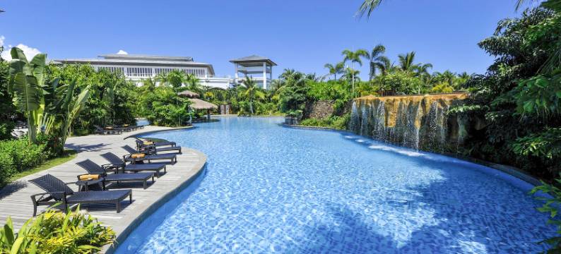 三亚明申高尔夫度假酒店(鹿回头风景区店)图片