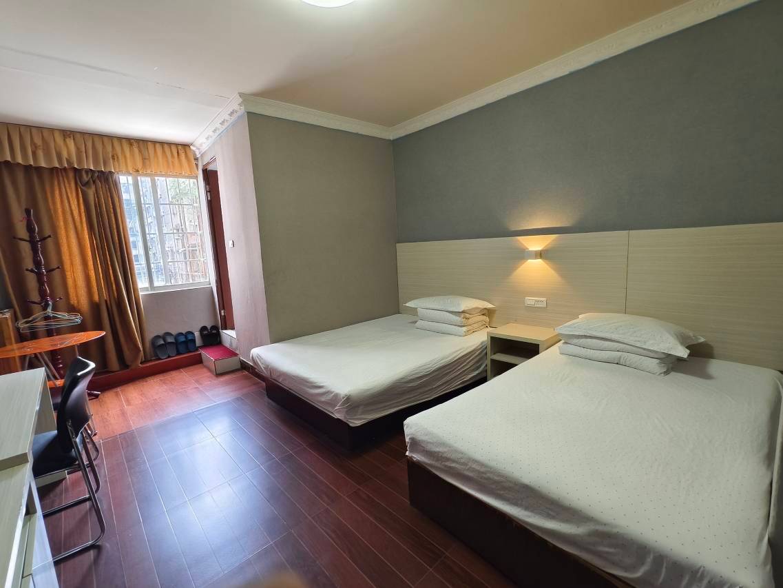 柳州湘红宾馆(步步高地王公馆店)