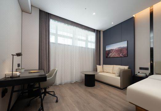 Atour Hotel Shenzhen Pingshan High speed Railway Station Hotel Overview