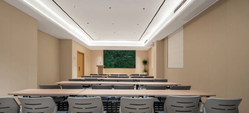 小禾塘·观园酒店(信阳高铁东站店)图片