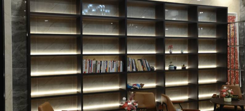 影视青年酒店(上海车峰路店)图片