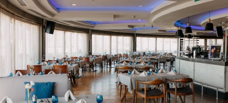 伊兹密尔万丽酒店(Renaissance Izmir Hotel)图片