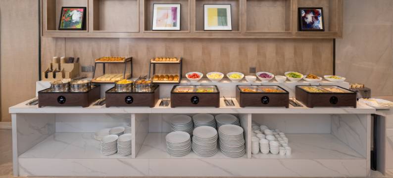 西昌天悦酒店(邛海17度火把广场店)图片