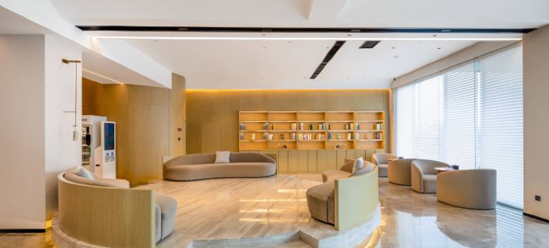 格雅酒店(赤峰高铁站交通职业技术学院店)图片