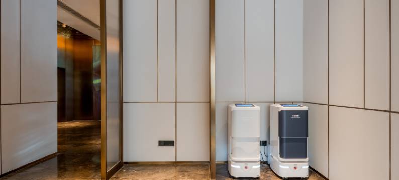 建国·铂萃酒店(铜陵站万达广场店)图片