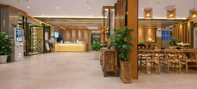 弥勒绿宝乐致温泉酒店(红河水乡湖泉生态园店)图片