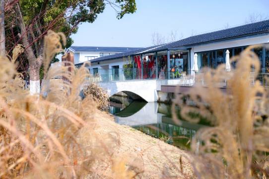 青野·东南民宿(常州国际机场店)