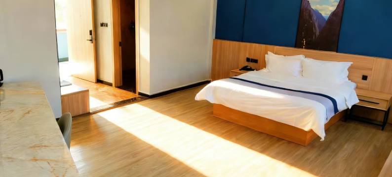 绿春东仰大酒店图片