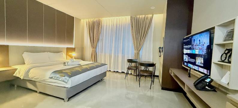 位于帕拉纳克的1卧室-平方米|带1个独立浴室(Skyport Hotel)图片