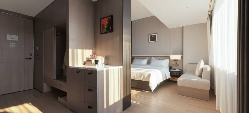 西昌天悦酒店(邛海17度火把广场店)图片