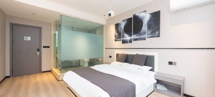 由里尚雅智慧酒店(大竹职业中学店)图片