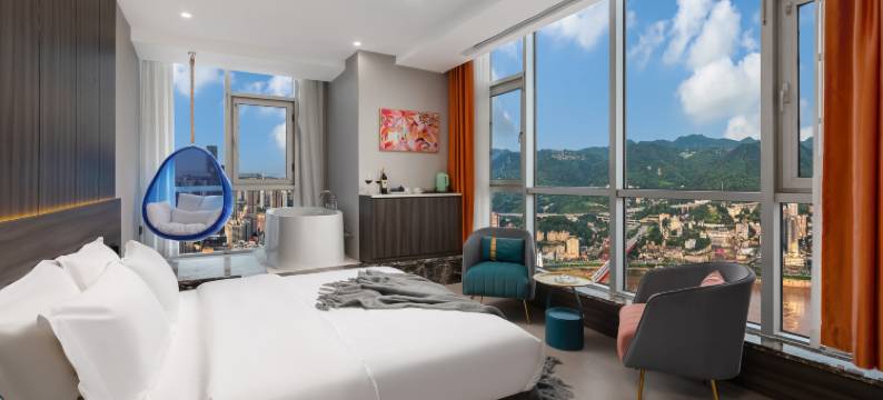 星空一号·云端江景酒店(重庆解放碑云端之眼店)图片