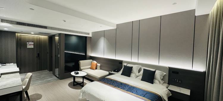 东亿大酒店(皮山火车站店)图片