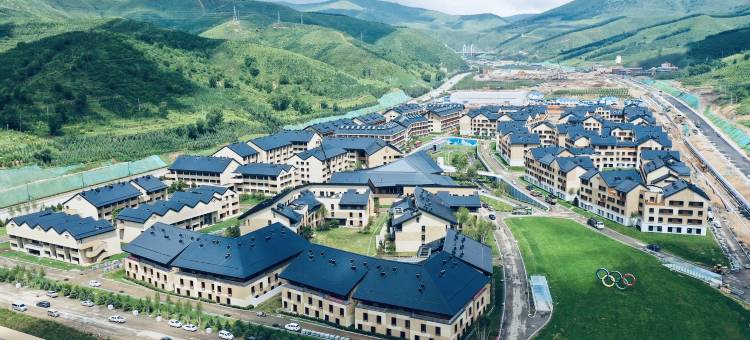 雪如意·壹屋壹景House(张家口冬奥村太子城高铁站店)图片