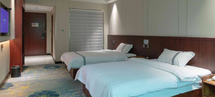 嘉泰大酒店(京山雅斯超市店)图片