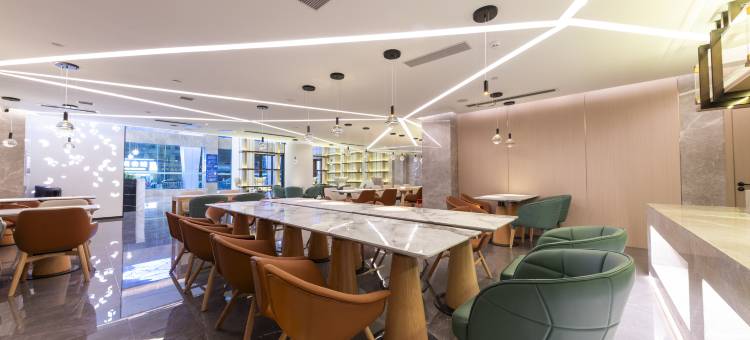 东莞爱琴海国际酒店(常平火车站店)图片