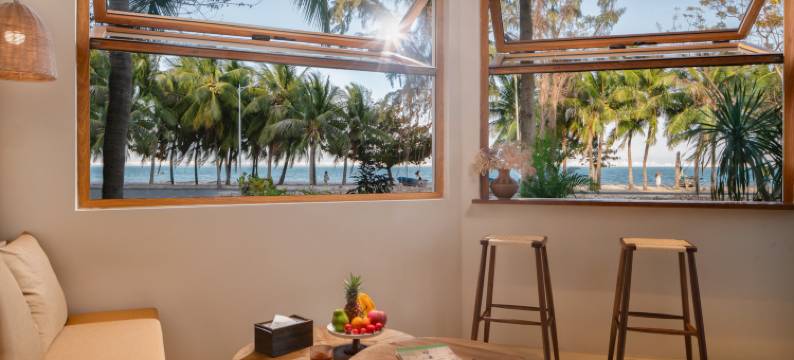 树下·萨瓦呢CAHWAM海景民宿(三亚西岛店)图片