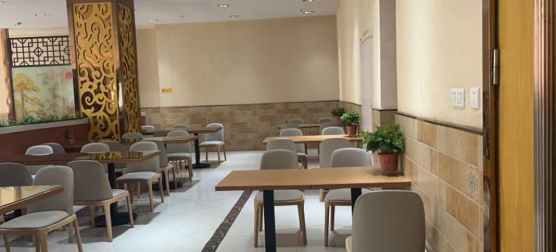 逸都酒店(鑫晟光电店)图片