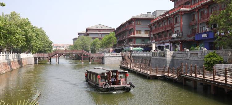 魏风酒店(许昌曹魏古城胖东来时代广场店)图片