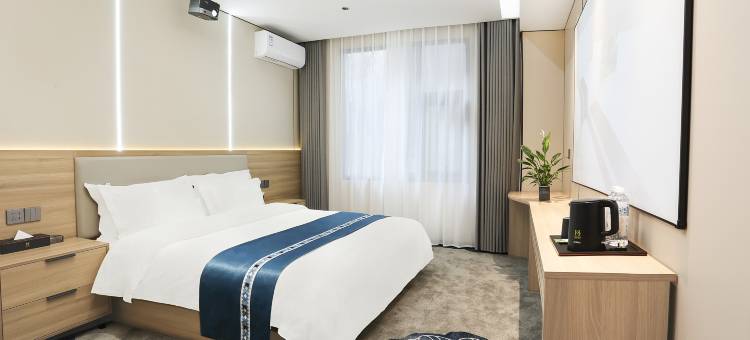 鑫辉酒店(西安周至集贤比亚迪工业园店)图片