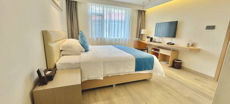 伴月湾大酒店(威海半月湾沙滩店)图片