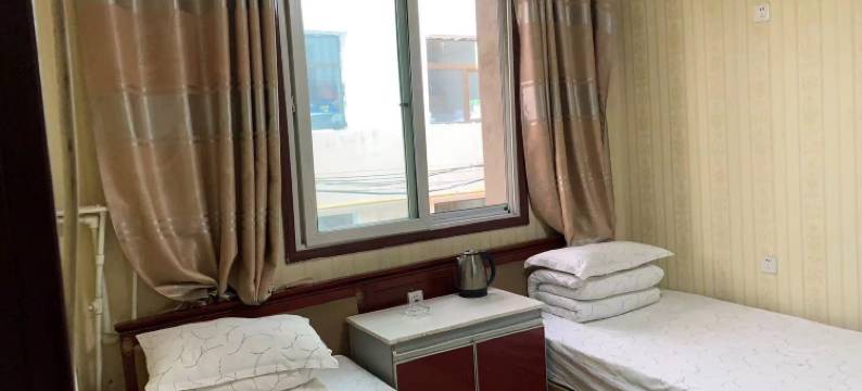 西宁鹤鹏日租房图片