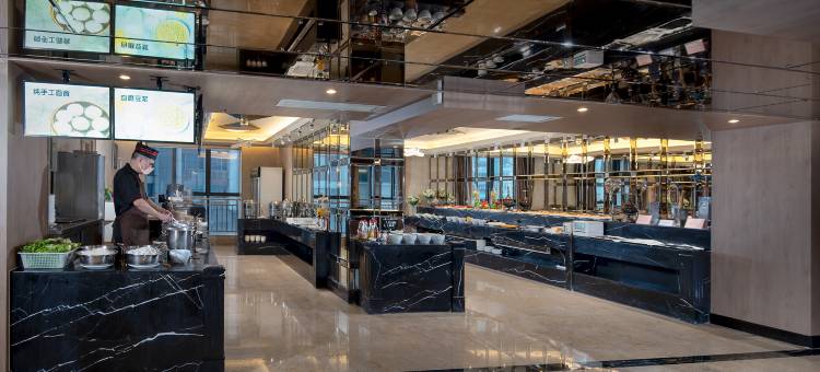 福青龙华天假日酒店(深圳会展中心店)图片