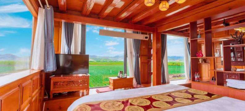 香格里拉嘎日宗艺庄园图片