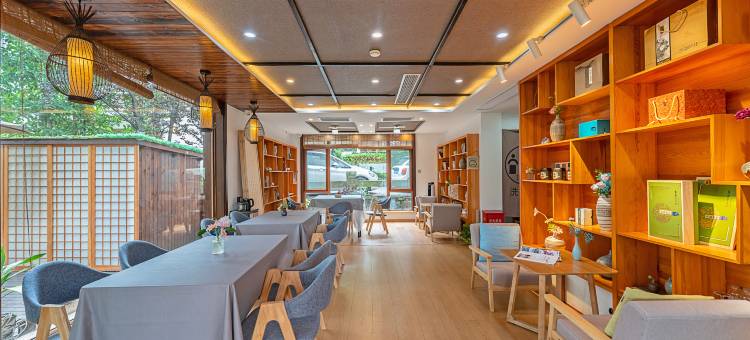 杭州十方民宿(西湖灵隐寺店)图片
